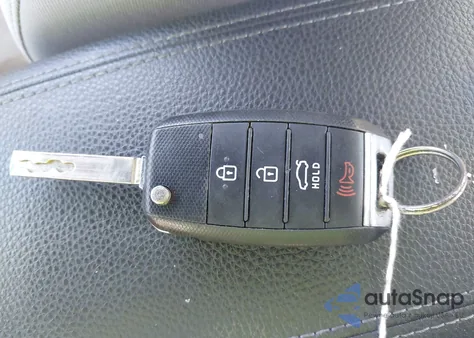 2019 Kia Rio S z USA, uszkodzony, nr VIN 3KPA24AB6KE201935